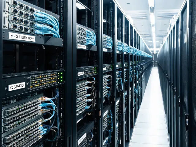 Datacenter optical fabric
